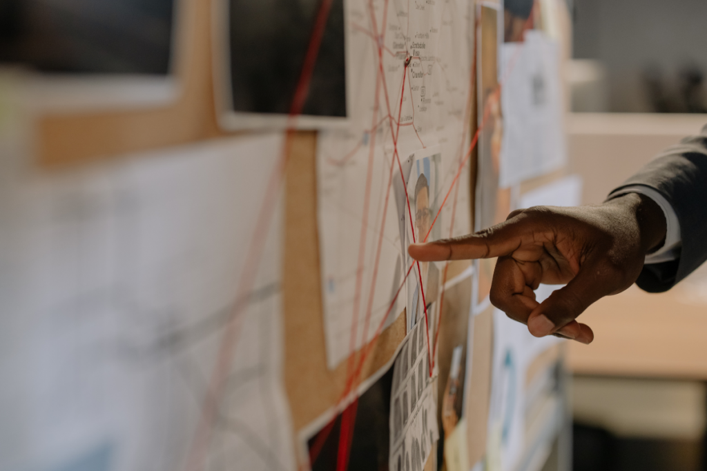 3 Red Flags in a Business Partner’s Background a Private Investigator Can Uncover